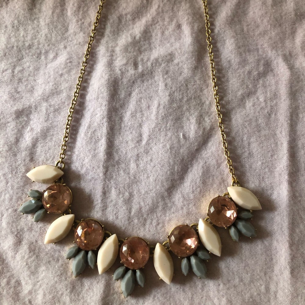 Statement necklace